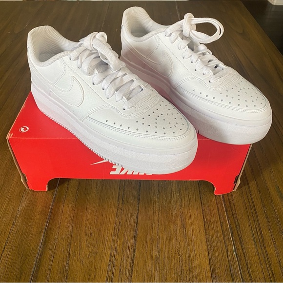 Nike Court Vision Alta LTR white sneakers - Picture 5 of 9